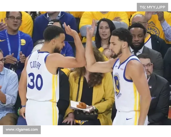 美国AUPV联赛汤普森首周20分，创历史第二高首秀得分